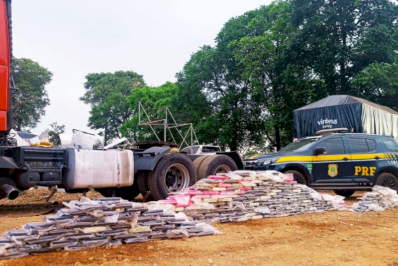 PRF apreende mais de 300 quilos de cocaína em tanques de caminhão