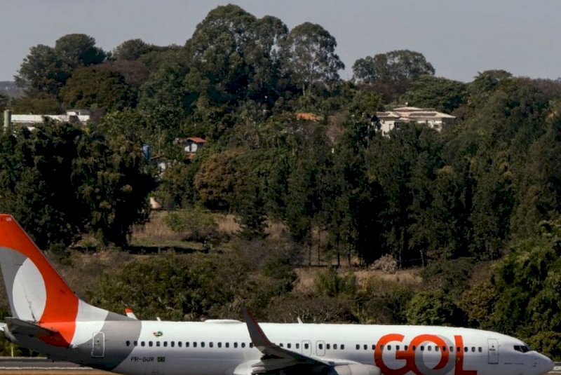 Avião da GOL faz pouso de emergência após decolagem em Goiânia