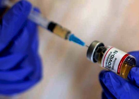 Distribuição de vacinas começa nesta segunda às 7h, anuncia ministro