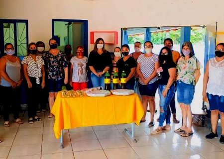 Douradina / Direção do CEI Arte e Vida realiza primeira reunião com os funcionários administrativos em 2021