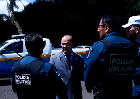 Barbosinha faz pedido de mais viaturas para atender polícias em 4 municípios