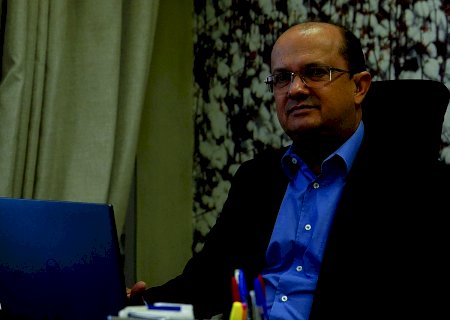 Aprovado: PL de Barbosinha permite a servidores aposentados e inativos comprarem arma que utilizavam em serviço