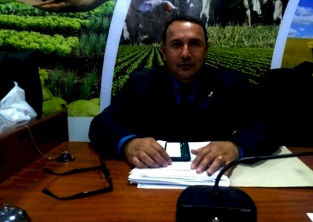 Vereador Adriano pede inclusão dos trabalhadores do comércio essencial como prioridade na vacina contra covid 19