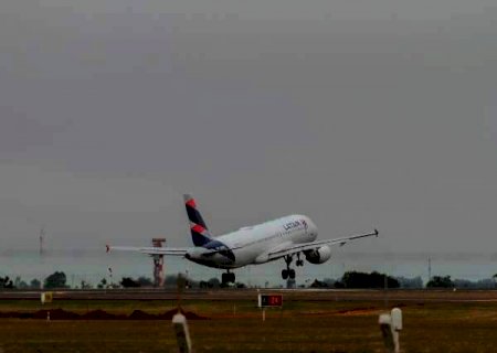 Com previs&atilde;o de chuva, Aeroporto opera com instrumentos, mas sem voos atrasados