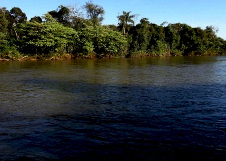 Lei do deputado Barbosinha dá nome de pescador a ponte do Rio Dourados, em Deodápolis