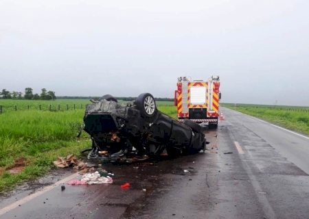 Gestante morre em capotamento na rodovia MS-040