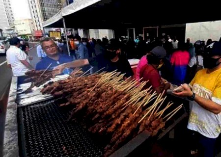 Pecuaristas fazem churrasco como protesto em agências do Bradesco em pelo menos 5 estados