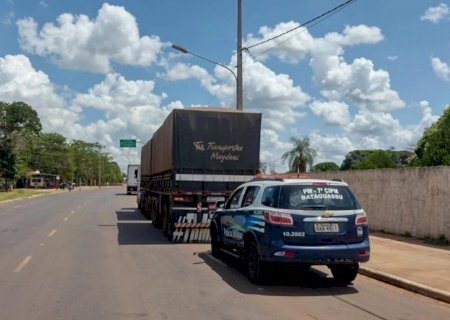 Polícia localiza caminhão abandonado por motorista que está desaparecido