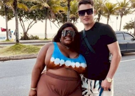 Marido de Jojo faz barraco em lua de mel em cena de ciúmes
