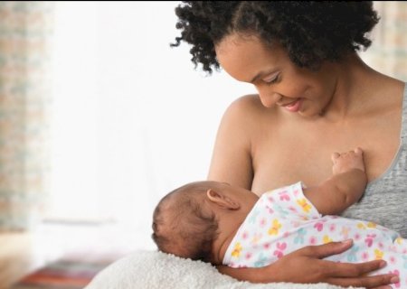 OMS pede atenção de qualidade para mulheres e recém-nascidos no período pós-natal