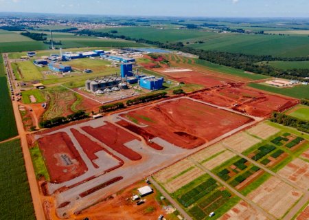 Avançam obras da esmagadora de soja da C.Vale em Palotina