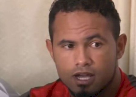 Ex-goleiro Bruno tem pris&atilde;o decretada por n&atilde;o pagar a pens&atilde;o do filho