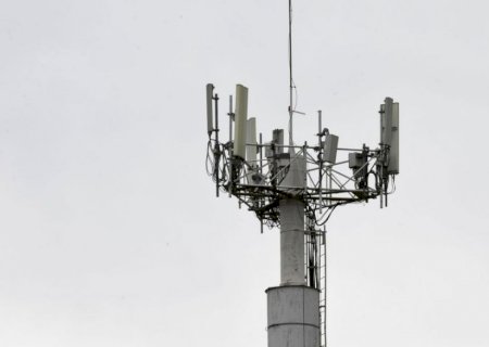 Sancionada lei que facilita instalação de antenas 5G