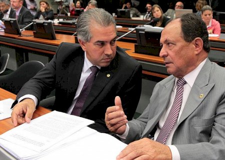 Zé Teixeira e Reinaldo realizam sonho antigo da população de Naviraí