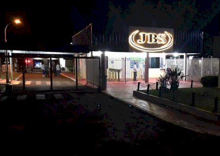 Seis funcionários da Seara/JBS são hospitalizados após vazamento de amônia em Sidrolândia