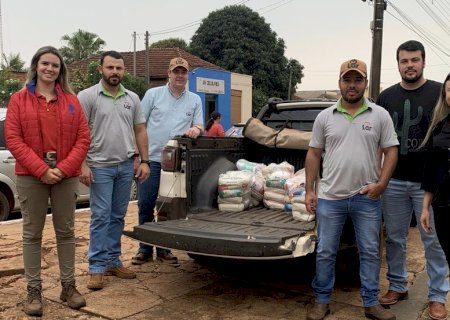 A Secretaria de Assistência Social em parceria com a Cooperativa Lar recebe cestas Básicas nessa terça-feira (13).