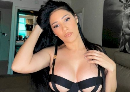 Simaria rebate críticas em foto sensual: “Se homem posta, é gostosão”
