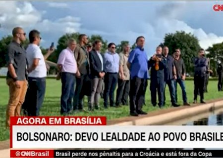 Bolsonaro fala agora com apoiadores em Brasília; assista