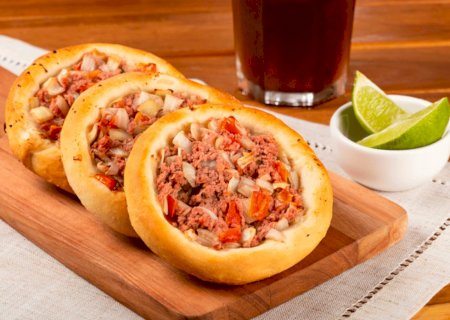 Aprenda a fazer uma deliciosa esfiha caseira
