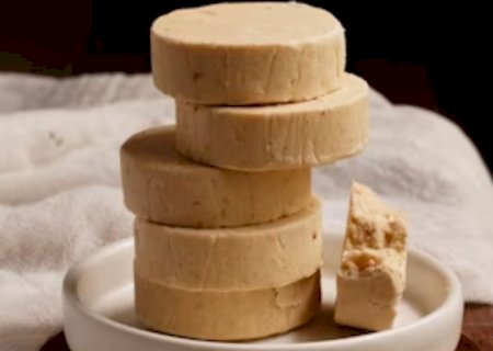Receita de paçoca caseira tipo rolha com apenas 3 ingredientes