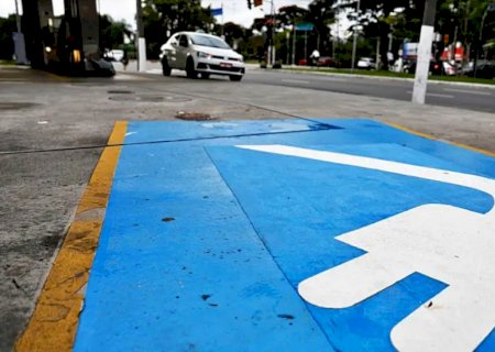 Venda de carros elétricos cresce 40% no Brasil em 2022