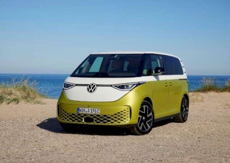 Kombi el&eacute;trica roda em testes no Brasil e supera expectativa de vendas na Europa