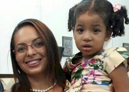Canibalismo’: mulher mata a própria filha de 5 anos, arranca olhos e língua da criança para comer