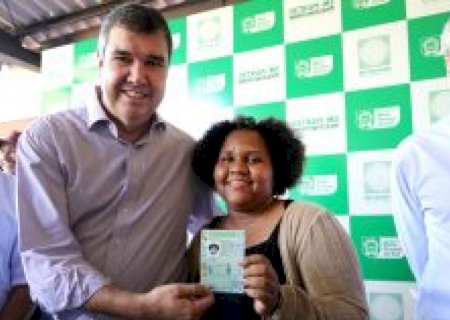 CNH Social: Eduardo Riedel dá largada à entrega de habilitações