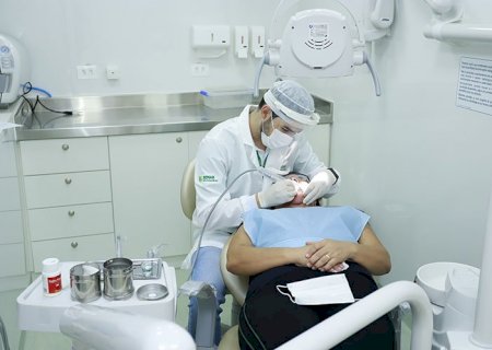 Consultório sobre rodas: Programa Sorrindo no Campo leva atendimentos gratuitos em MS