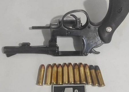 Polícia prende homem por porte ilegal de arma de fogo em Antônio João