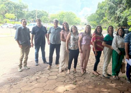 Itaporã encaminha diretores de todas as Escolas Públicas Estaduais e Municipais para curso em Campo Grande