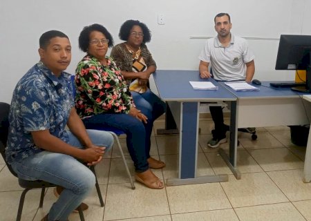 INTERCÂMBIO DE INFORMAÇÕES PAA: Douradina recebe visita de produtores de goiaba de Itaporã