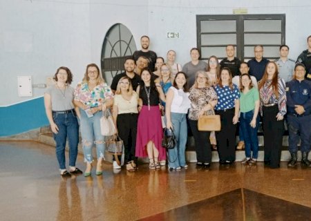 Polícia Militar realiza palestra na Coordenadoria Regional de Educação (CRE) sobre Ações Preventivas e Agressor ativo nas escolas