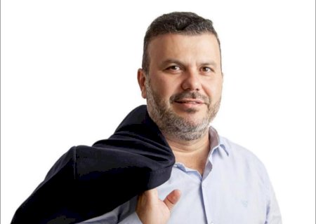 Comemorando mais um ano de vida nesta sexta-feira em Itaporã, Nilson Pedroso