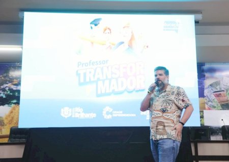 Professor Transformador: Docentes de Rio Brilhante participam de palestra sobre inovação na educação