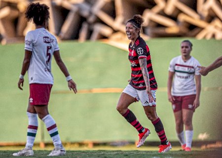 Flamengo bate Fluminense e alcan&ccedil;a 4&ordf; vit&oacute;ria no Brasileir&atilde;o Feminino