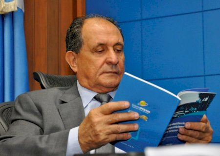 Projeto de Zé Teixeira simplifica administração pública em MS