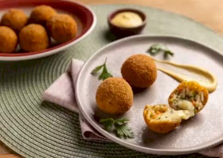 Bolinho de risoto: arancini à primavera