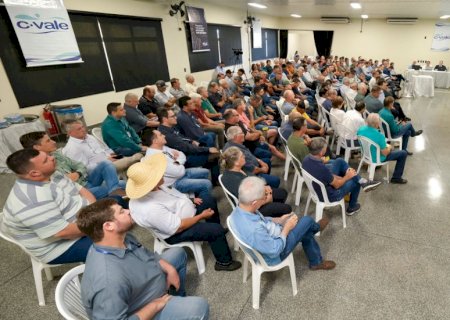 C.Vale deixa de cobrar conta capital do associado