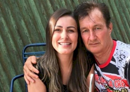 Pai de Andressa Urach pede para gravar conteúdo adulto com filha: “Tô em choque”
