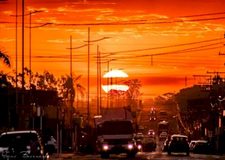 Term&ocirc;metros passam dos 40 ºC com chegada de 2º onda de calor do ano