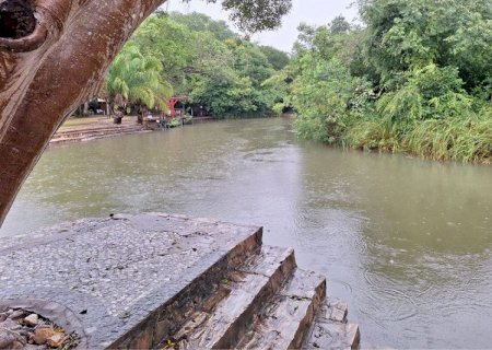 Balneário Municipal de Bonito é interditado devido às fortes chuvas