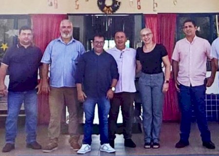 Itaporã: Vereador Adriano Martins acompanha o Presidente Flávio Godoy em visita à creche de Itaporã