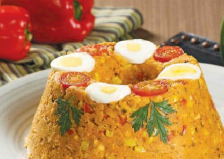 Saiba as diferenças entre cuscuz paulista e marroquino e aprenda suas receitas