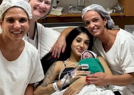 Filha de Bia Miranda é entubada após parto prematuro: ‘Estou desesperada’