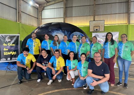 ITAPORÃ - ESCOLA ANTÔNIO JOÃO RIBEIRO RECEBE PROJETO PLANETÁRIO ITINERANTE DA UEMS DE DOURADOS (FOTOS)