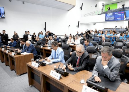Partidos terminam ano com indefinições e risco de desaparecerem em MS