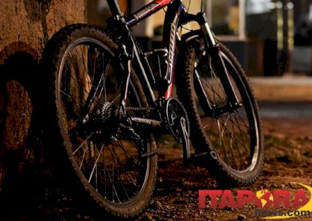 Bicicleta é furtada em frente a tabacaria em Itaporã