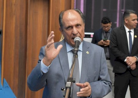 Zé Teixeira cobra obras urgentes na MS-165 e reforma do Detran de Antônio João