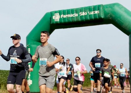 Corrida em trilha reuniu cerca de 100 participantes em Amambai